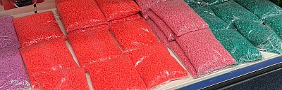 3kg bags of coloured gravel